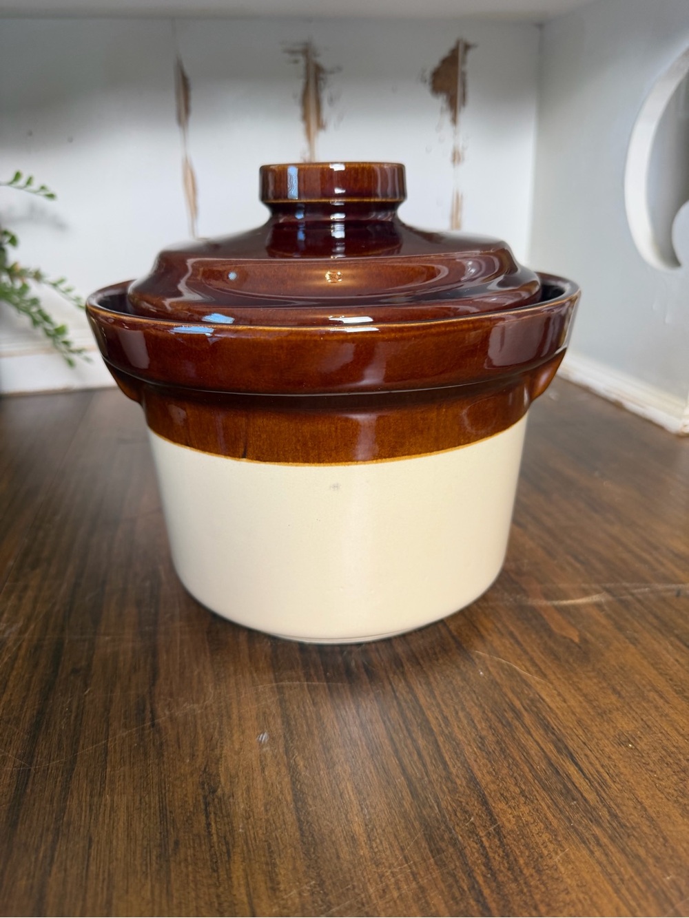 Vintage McCoy Pottery Brown & Cream Covered Bean Pot Crock with Lid 2qt